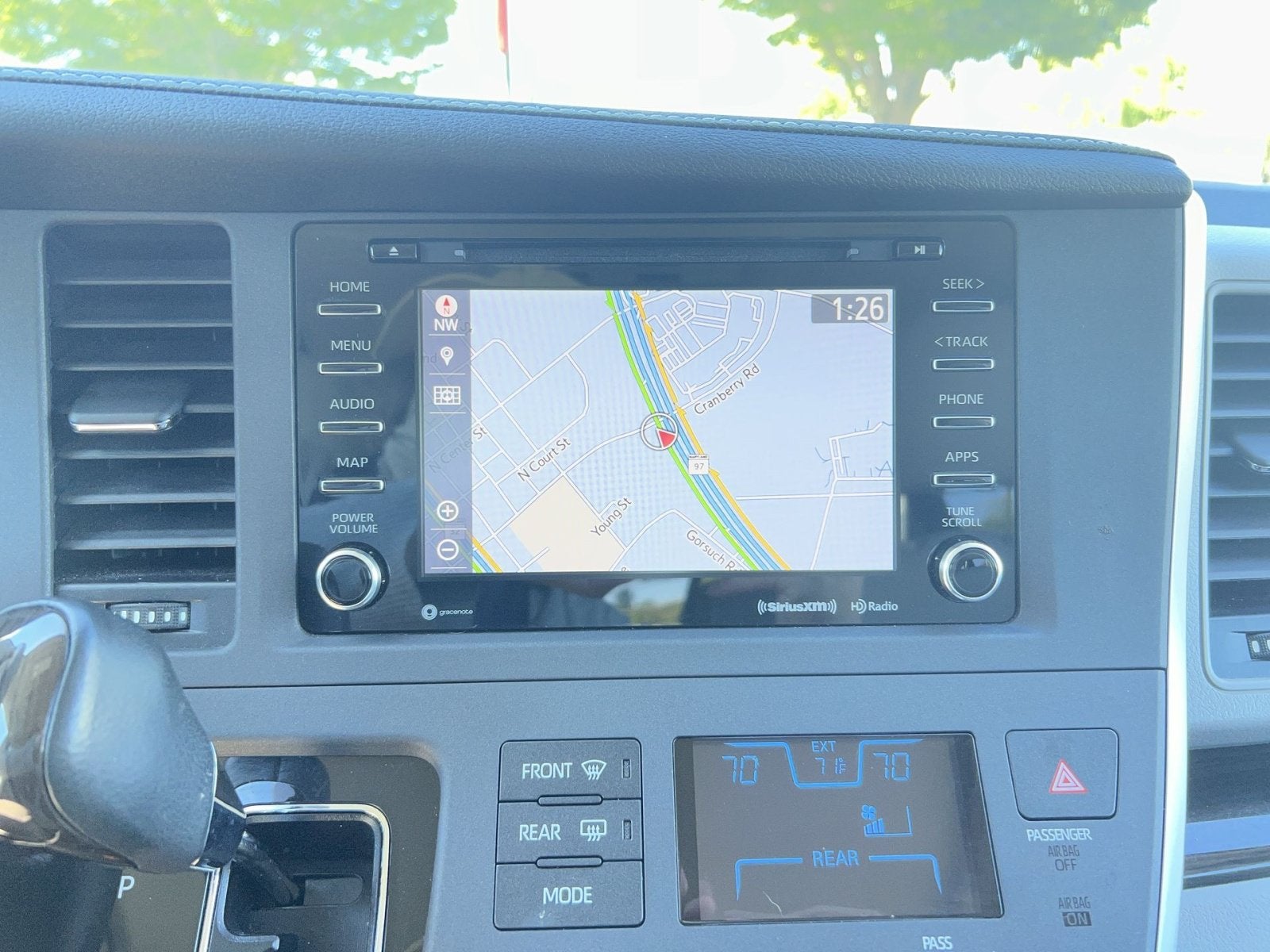 2020 Toyota Sienna XLE