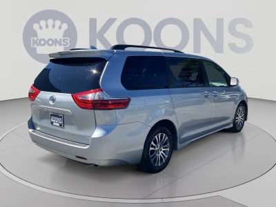 2020 Toyota Sienna XLE