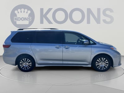 2020 Toyota Sienna XLE