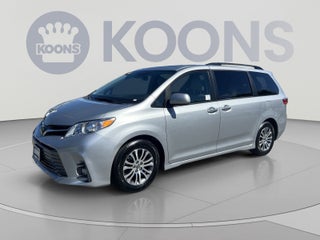 2020 Toyota Sienna XLE