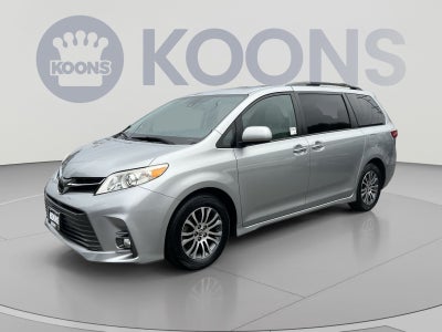 2019 Toyota Sienna XLE