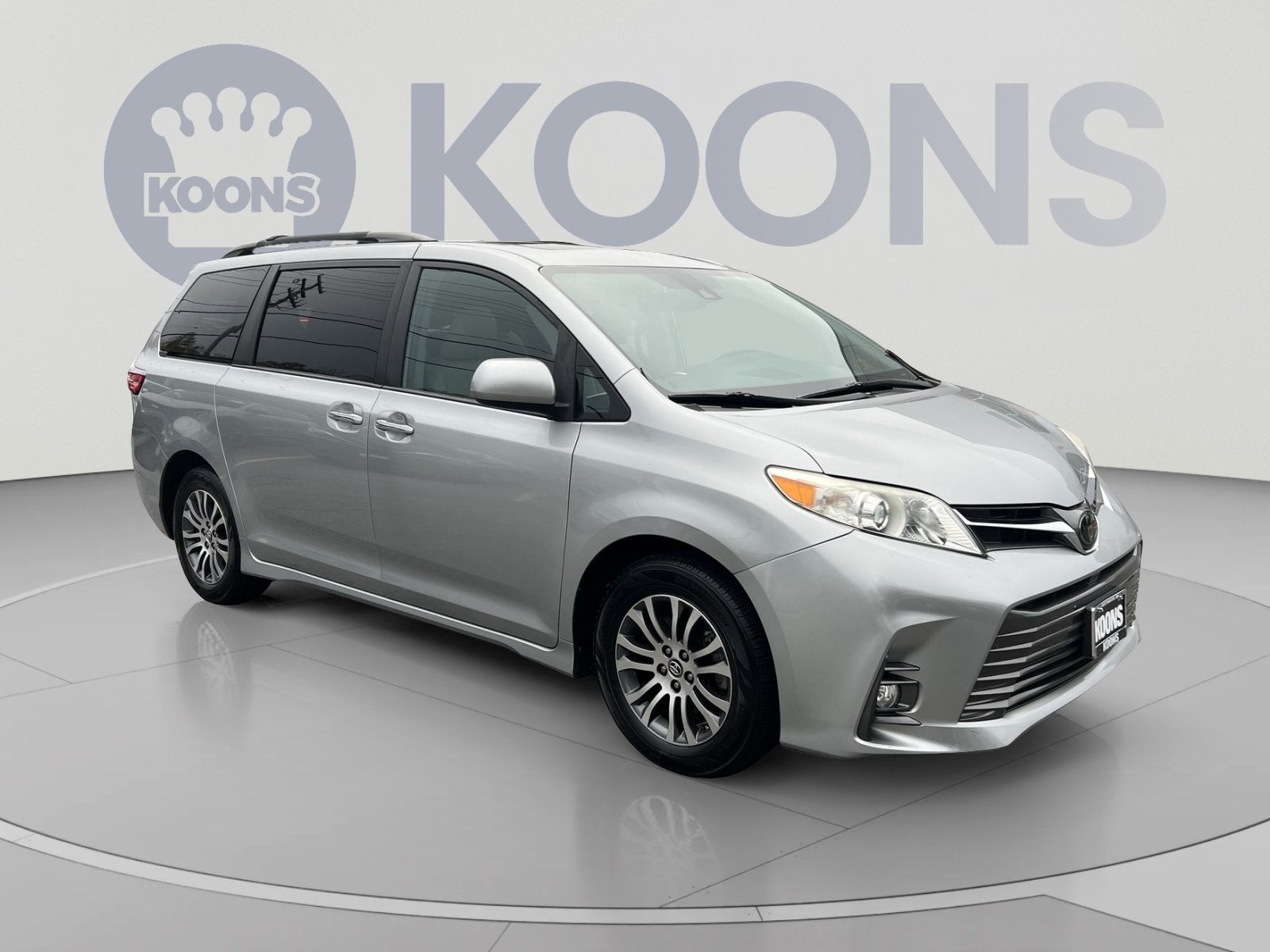 2019 Toyota Sienna XLE
