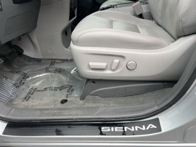 2019 Toyota Sienna XLE
