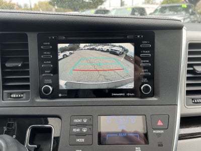 2019 Toyota Sienna XLE