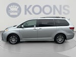 2019 Toyota Sienna XLE