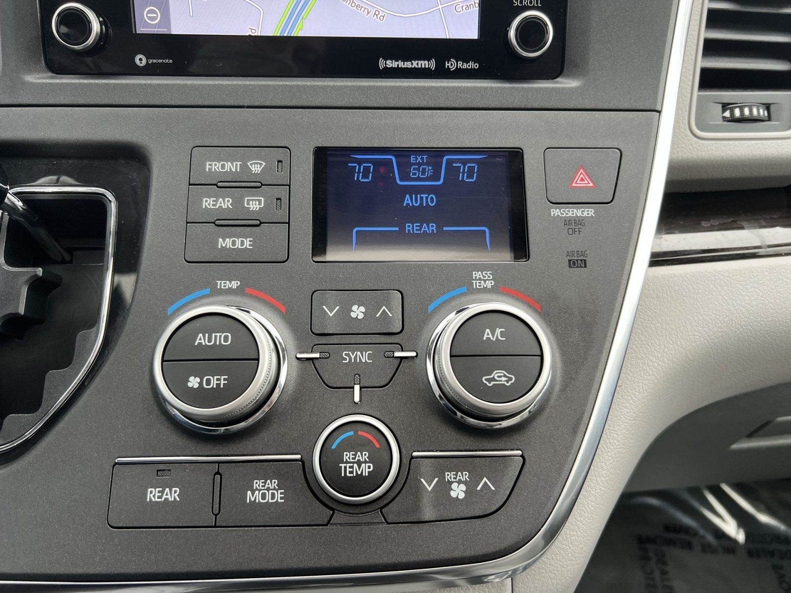 2019 Toyota Sienna XLE