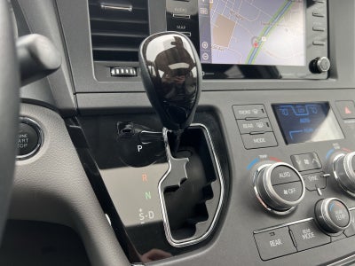 2019 Toyota Sienna XLE