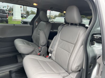 2019 Toyota Sienna XLE