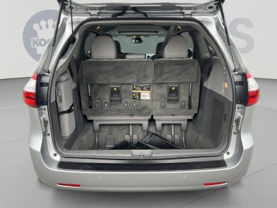 2019 Toyota Sienna XLE