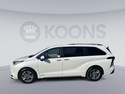 2021 Toyota Sienna Limited