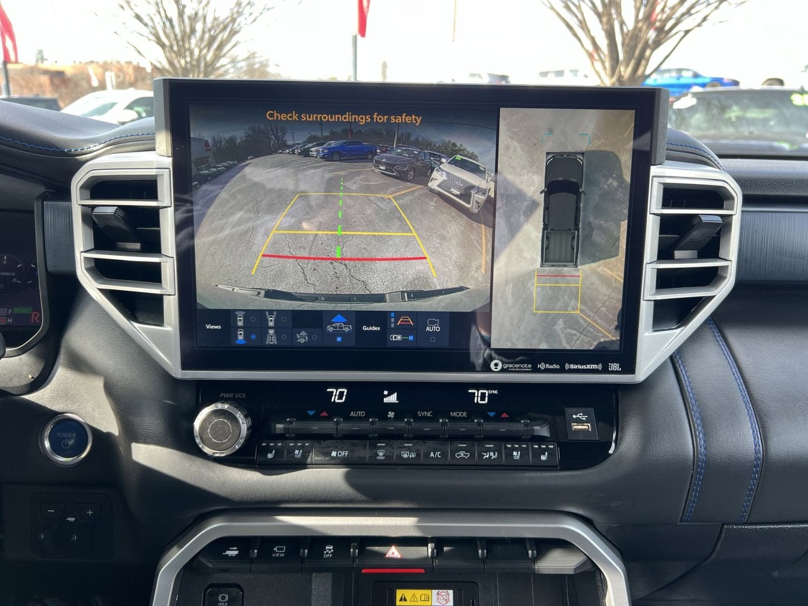 2024 Toyota Tundra Hybrid Platinum