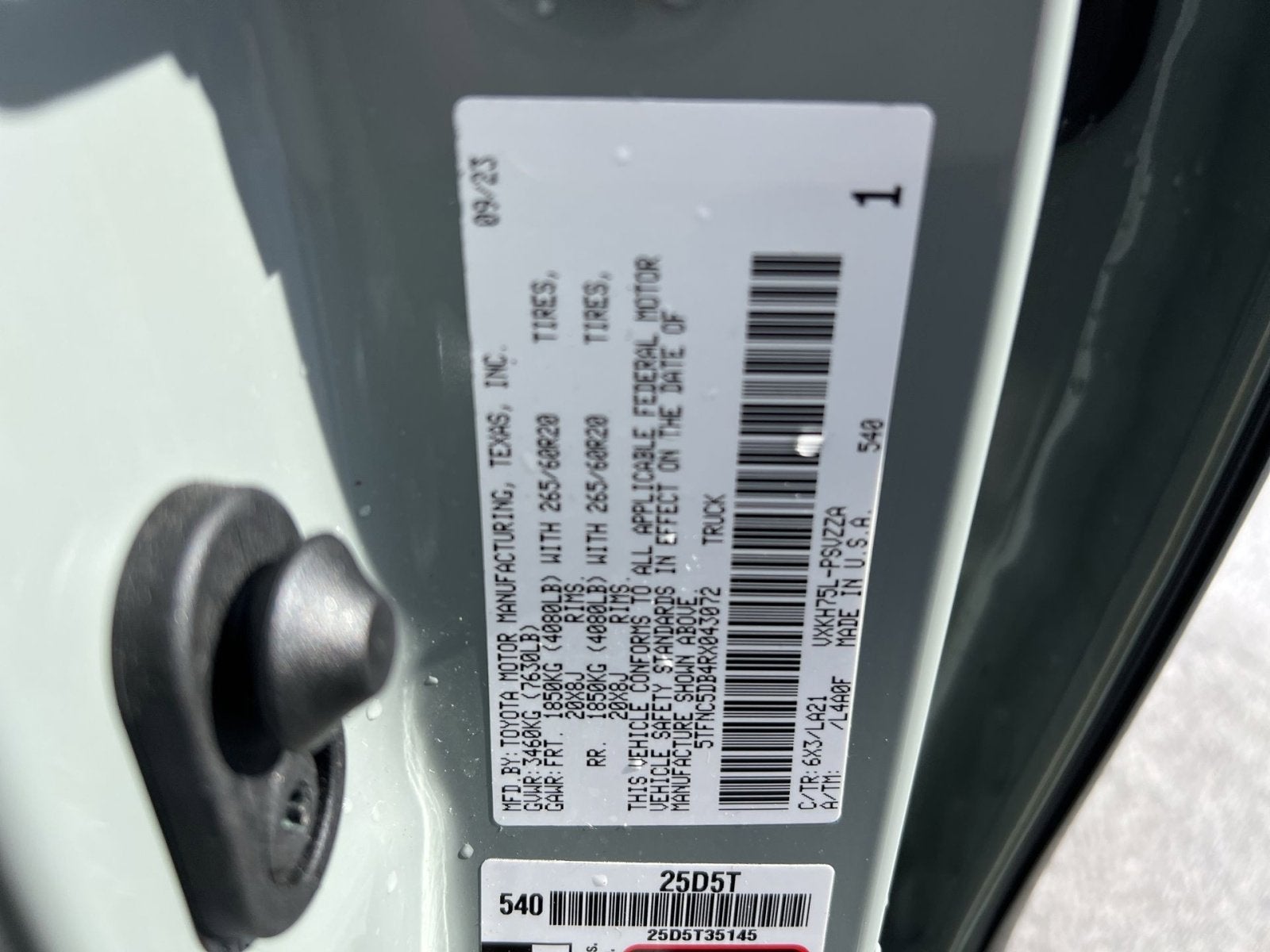 2024 Toyota Tundra Hybrid Platinum