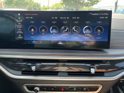 2023 BMW X7 xDrive40i