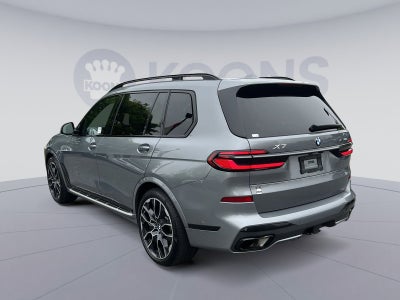 2025 BMW X7 xDrive40i