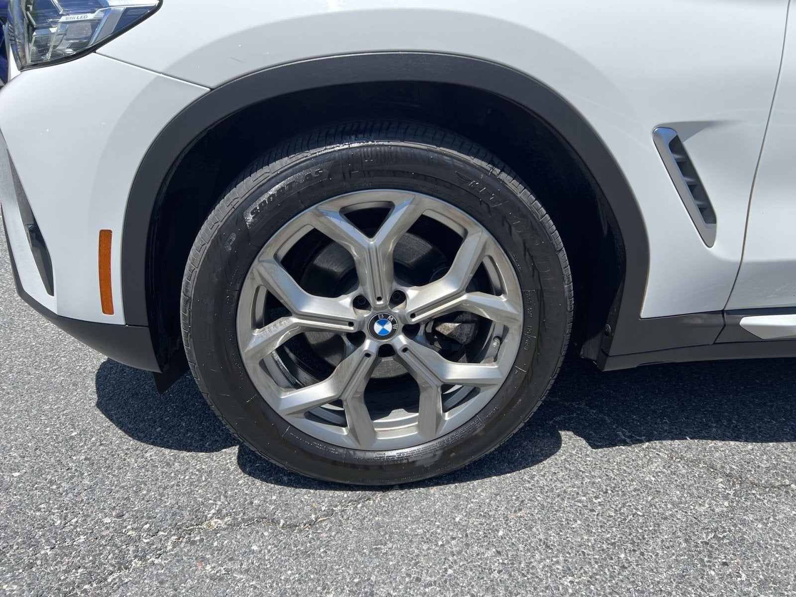2023 BMW X4 xDrive30i