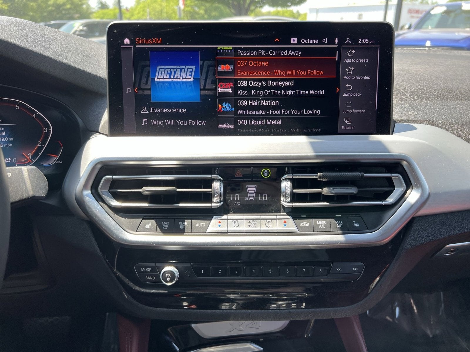 2023 BMW X4 xDrive30i