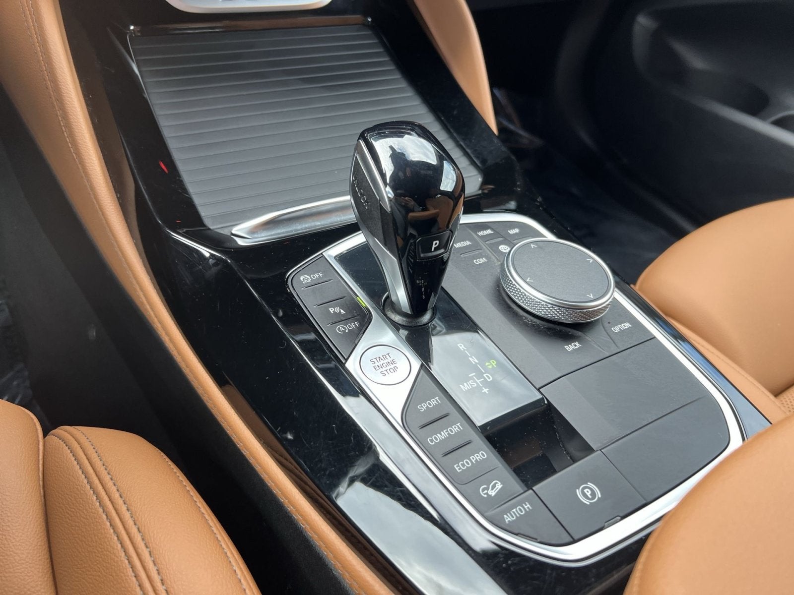 2024 BMW X4 xDrive30i