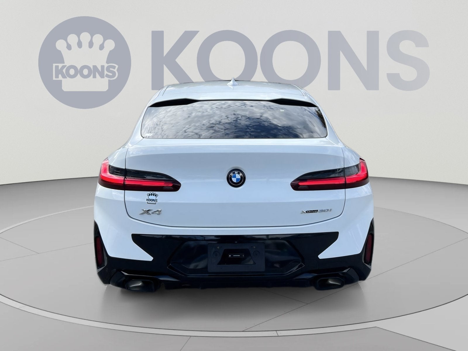 2024 BMW X4 xDrive30i