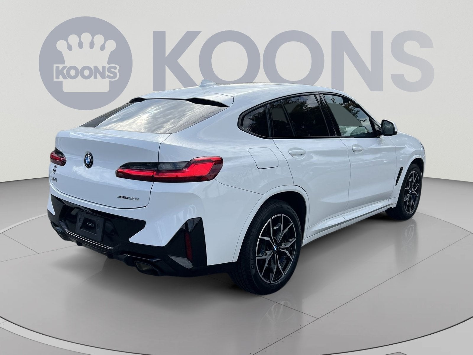 2024 BMW X4 xDrive30i