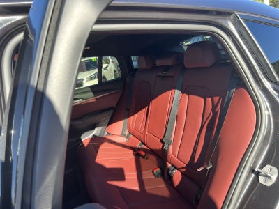 2024 BMW X4 xDrive30i