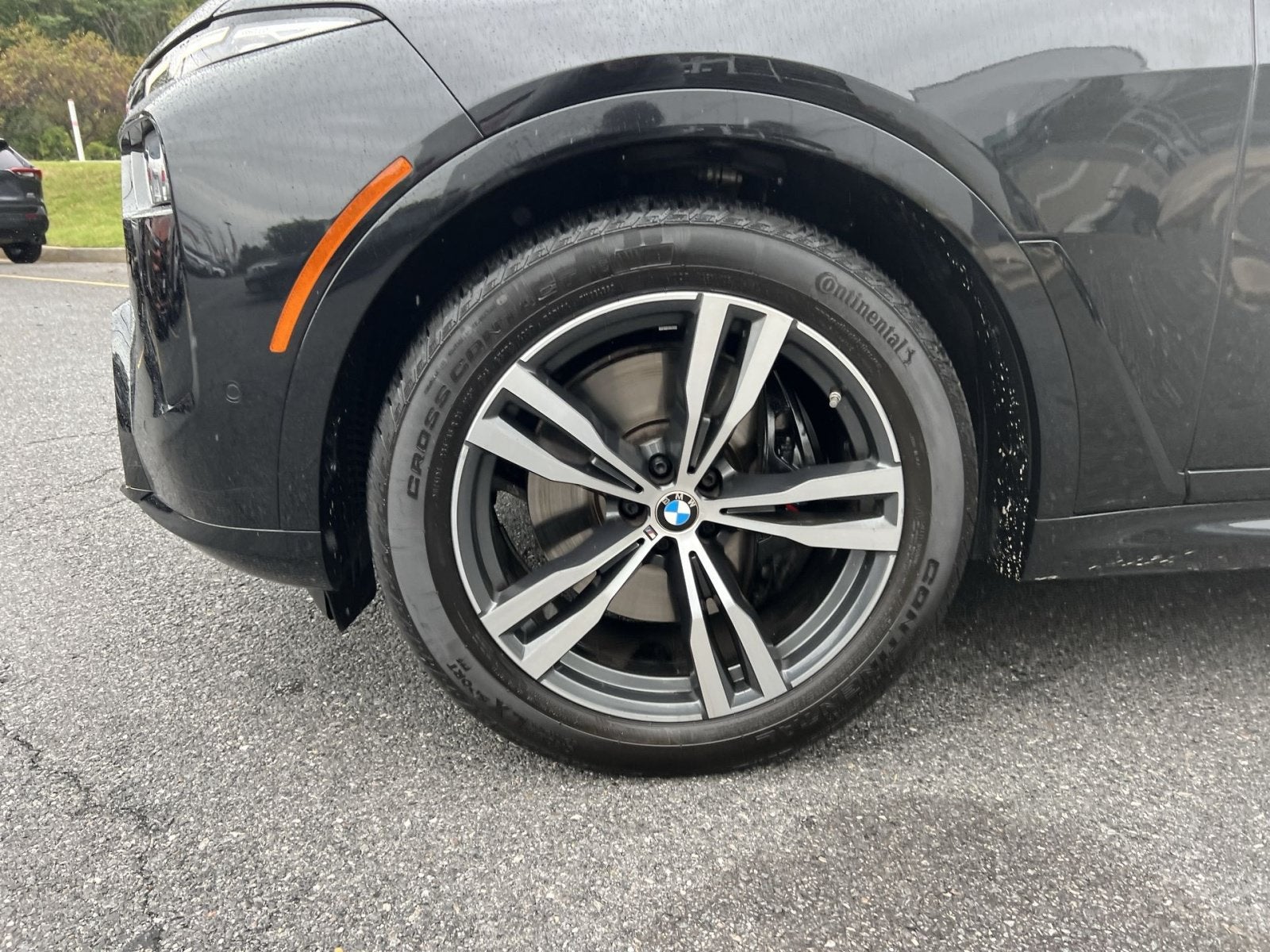 2024 BMW X7 M60i