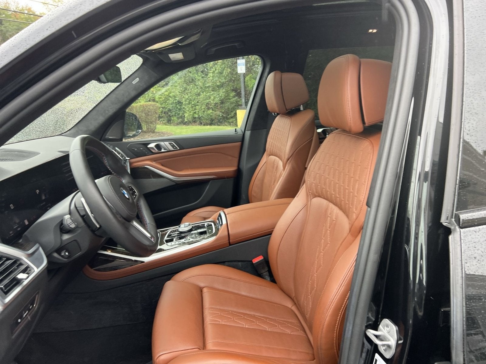 2024 BMW X7 M60i