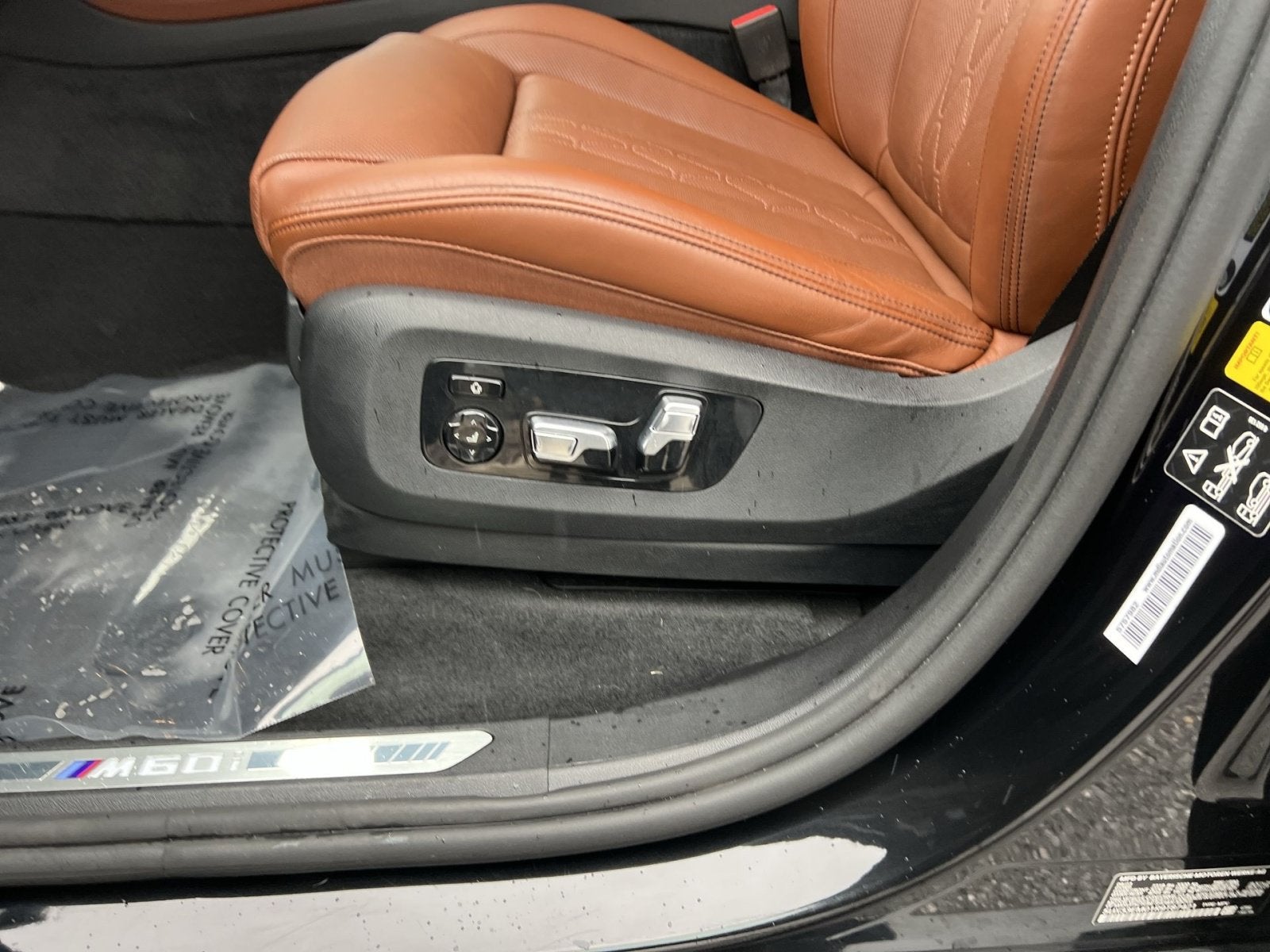 2024 BMW X7 M60i