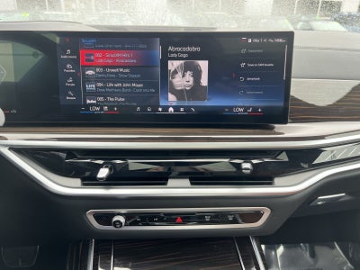 2024 BMW X7 M60i