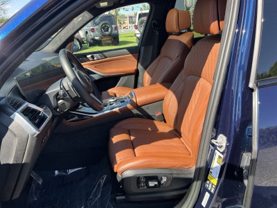 2024 BMW X7 M60i