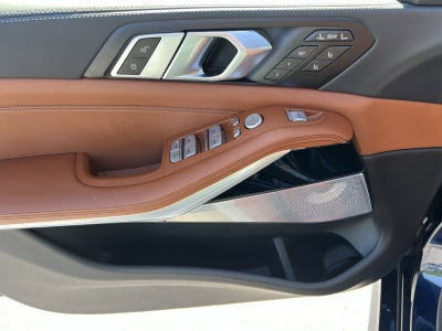 2024 BMW X7 M60i