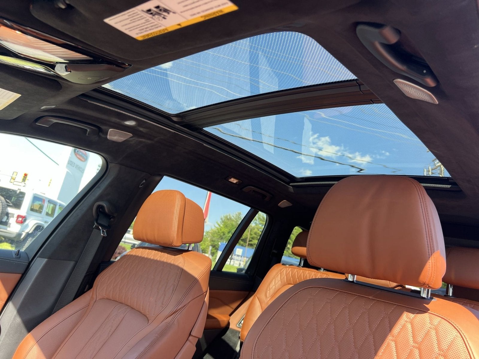 2024 BMW X7 M60i