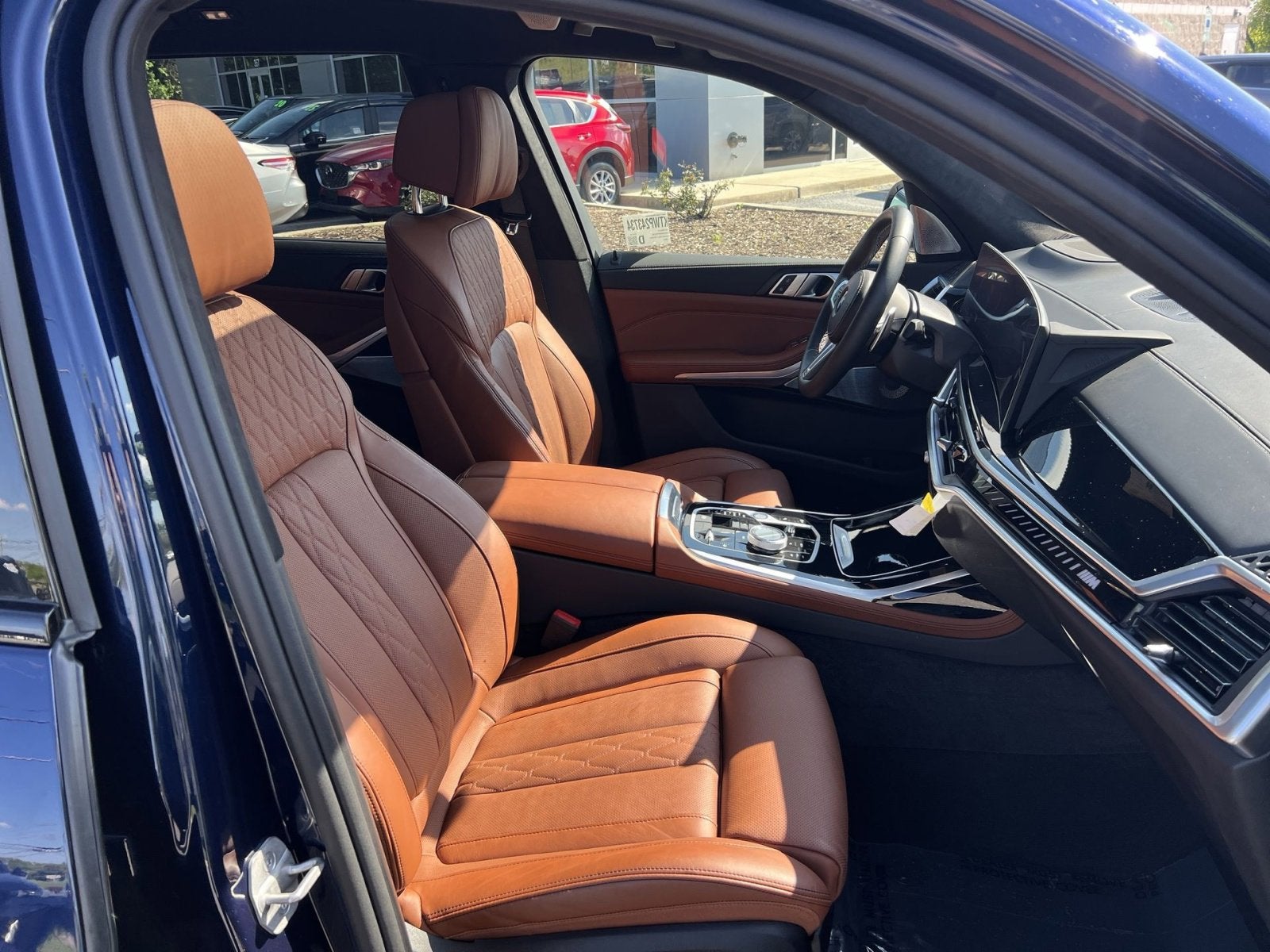 2024 BMW X7 M60i