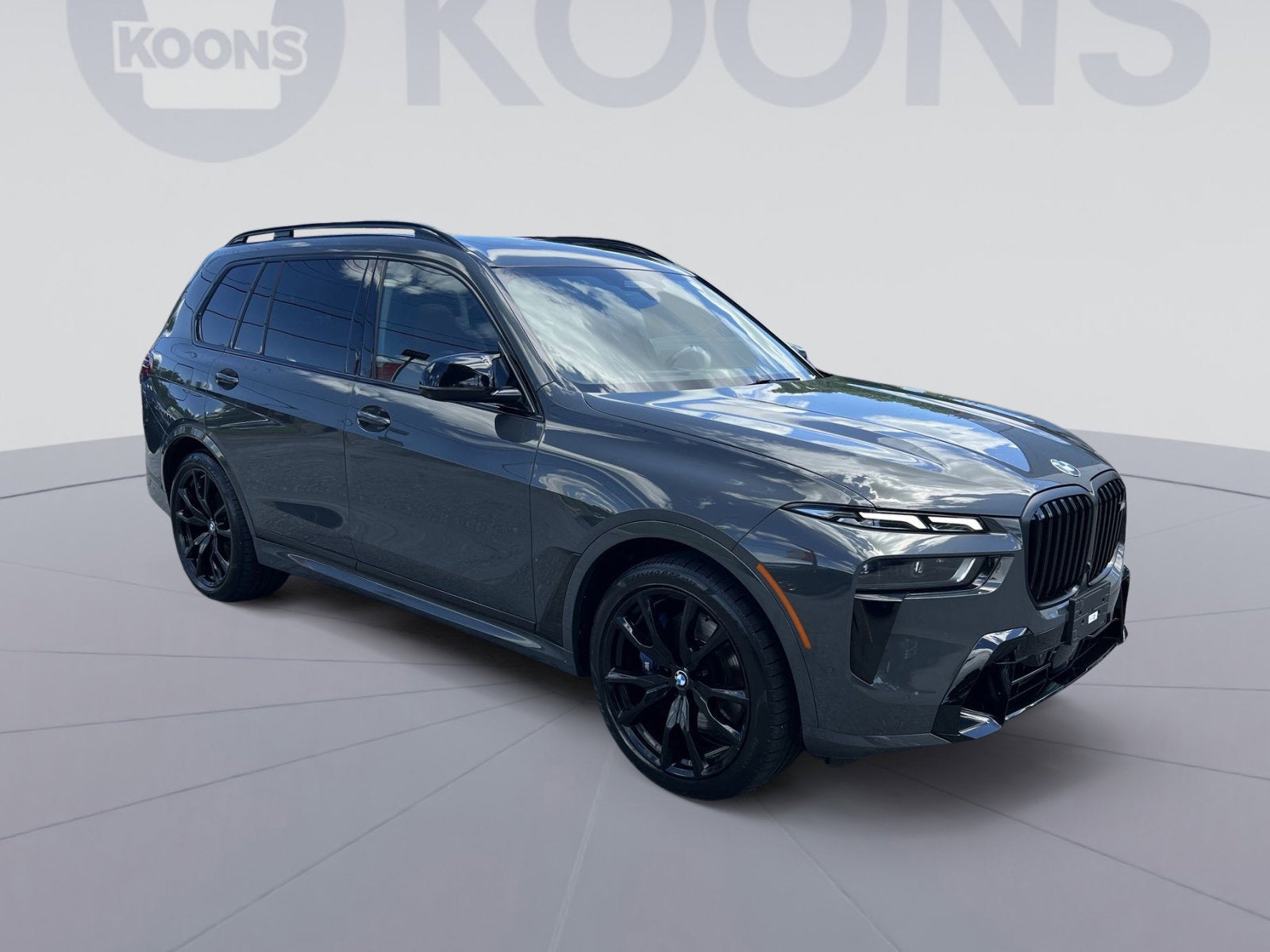 2024 BMW X7 M60i