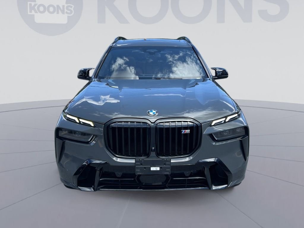 2024 BMW X7 M60i