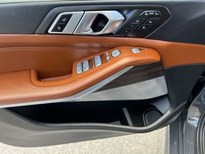 2024 BMW X7 M60i