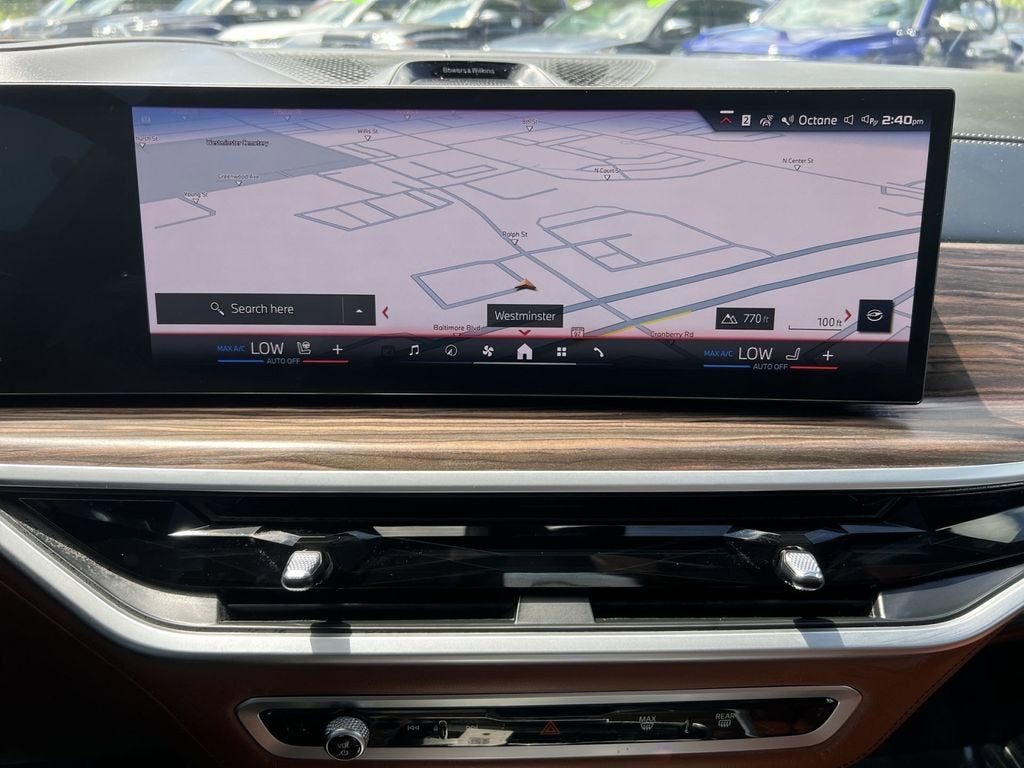 2024 BMW X7 M60i