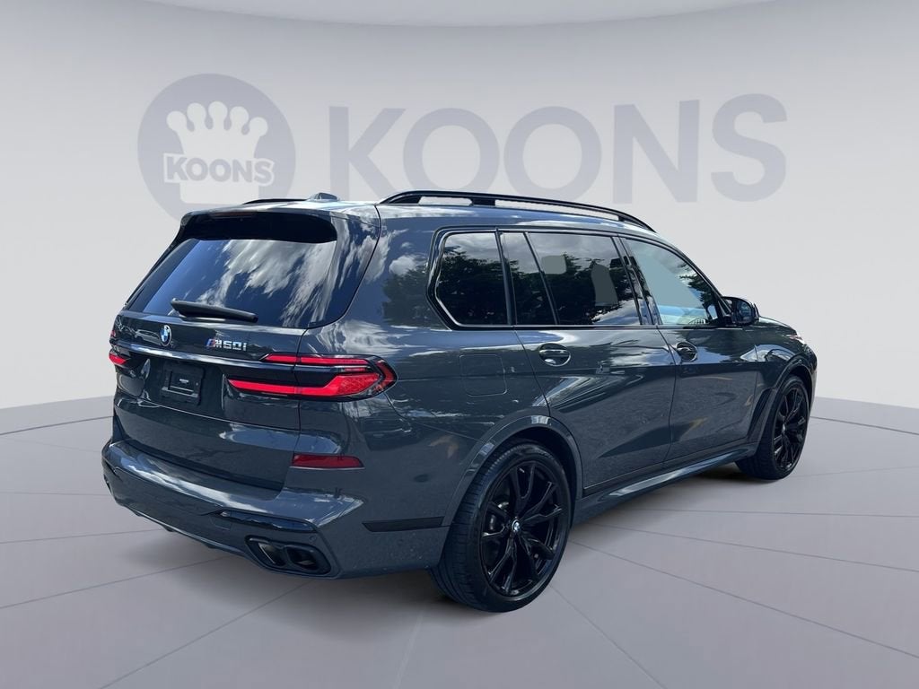 2024 BMW X7 M60i