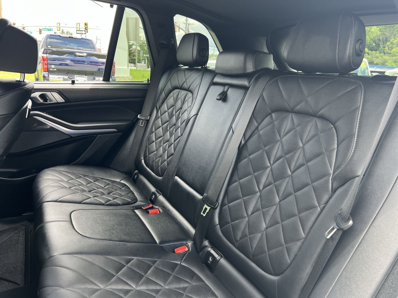 2024 BMW X5 M60i