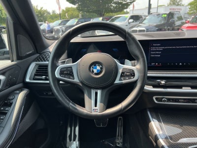 2025 BMW X5 M60i