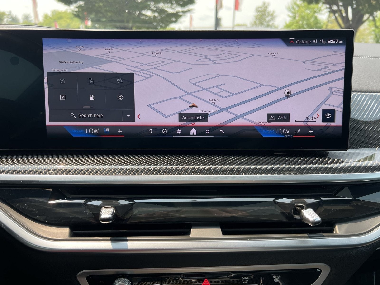 2025 BMW X5 M60i