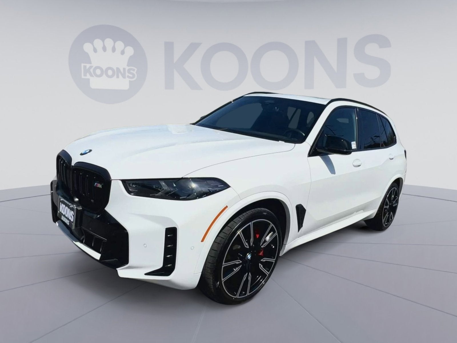 2025 BMW X5 M60i