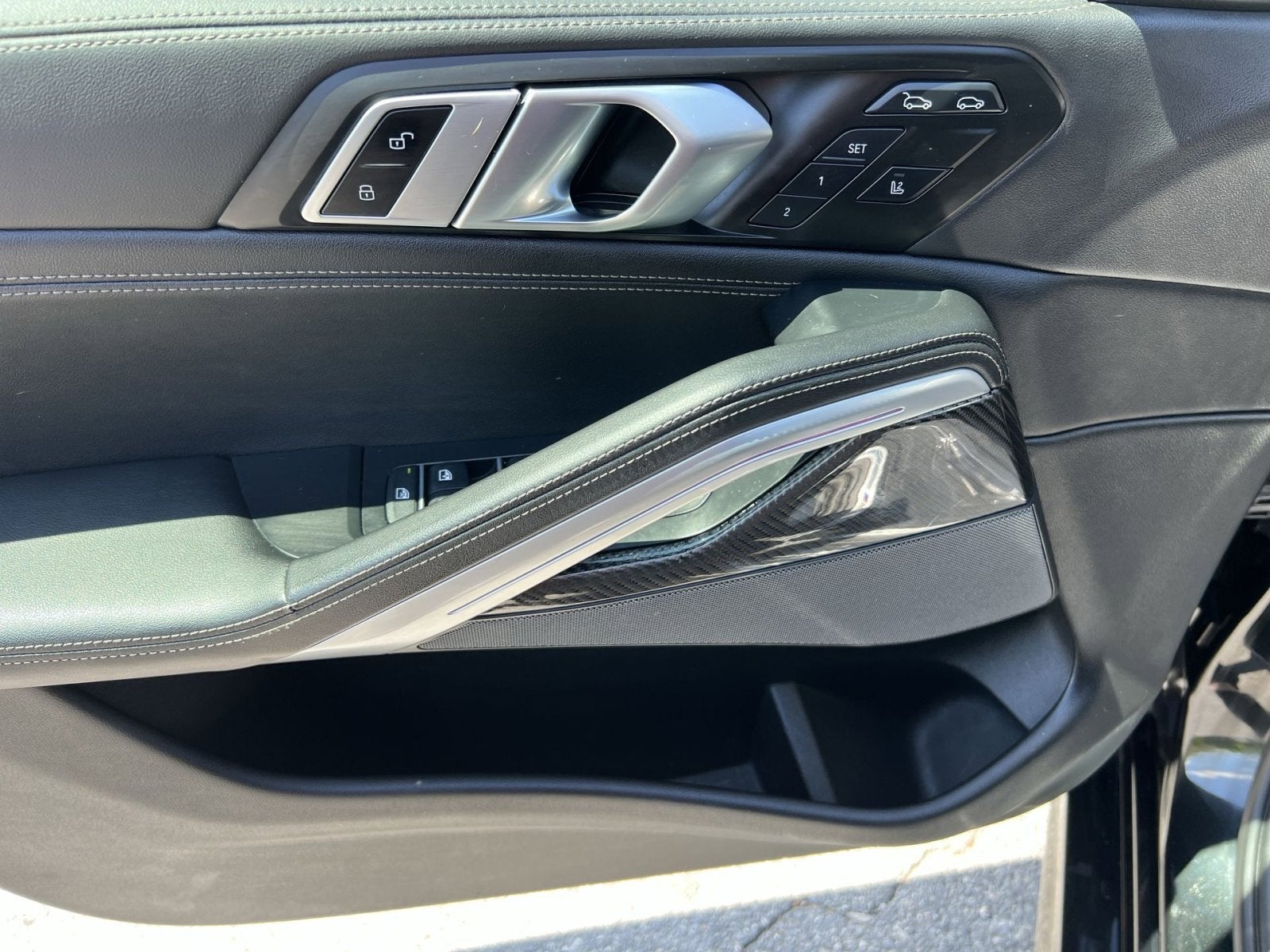 2024 BMW X6 M60i