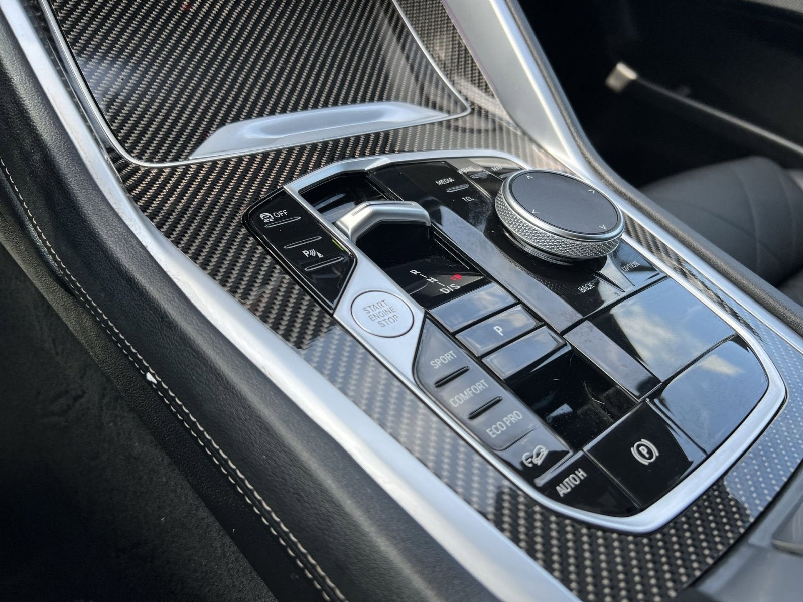 2024 BMW X6 M60i