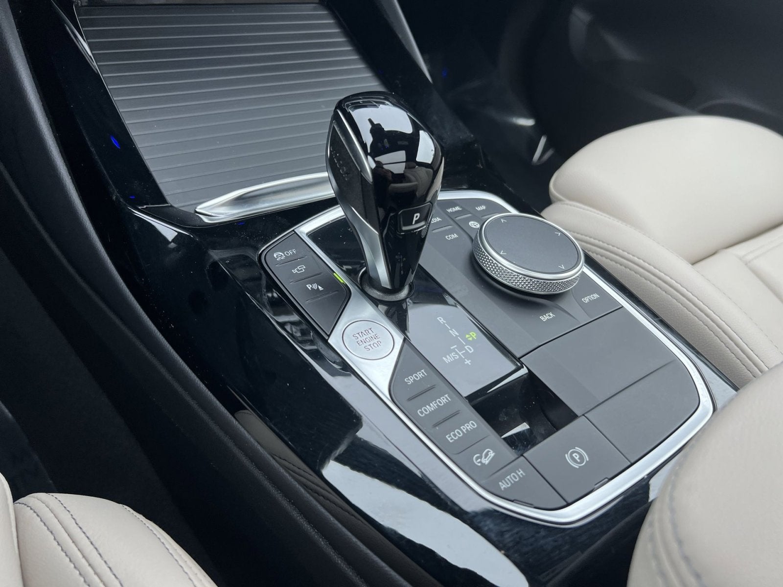 2024 BMW X3 M40i