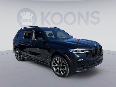 2022 BMW X7 M50i