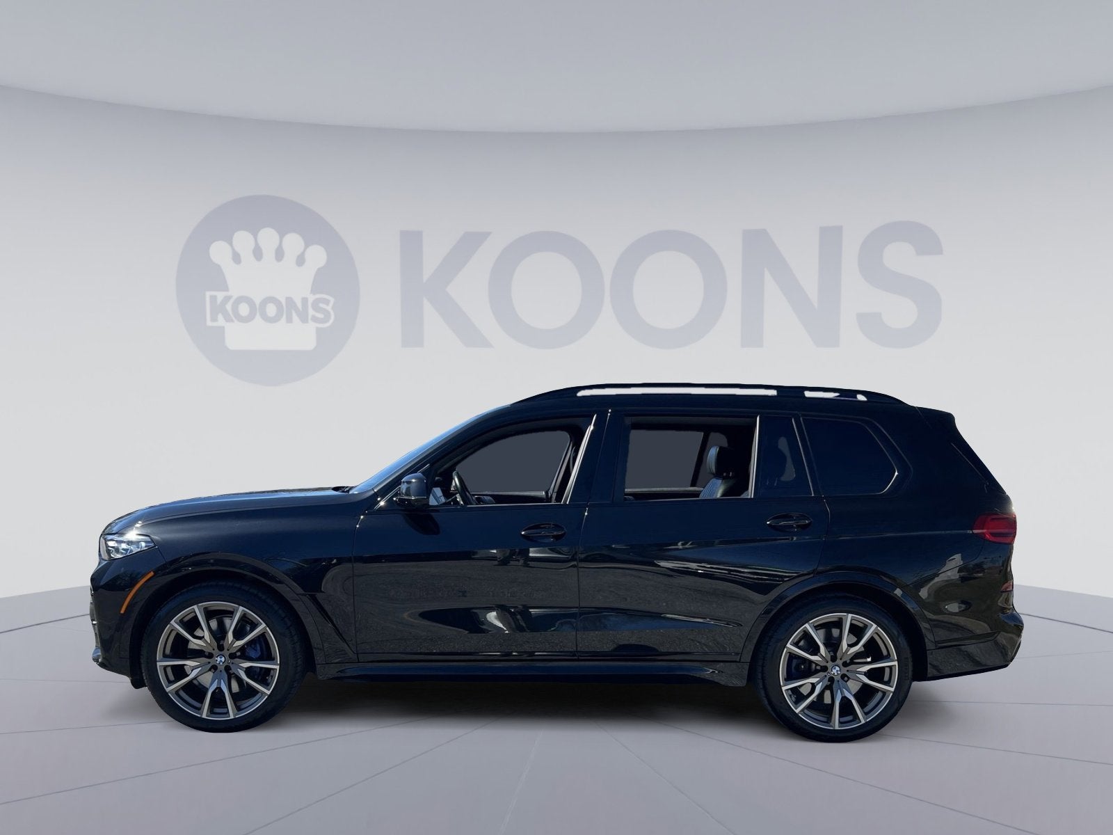 2022 BMW X7 M50i