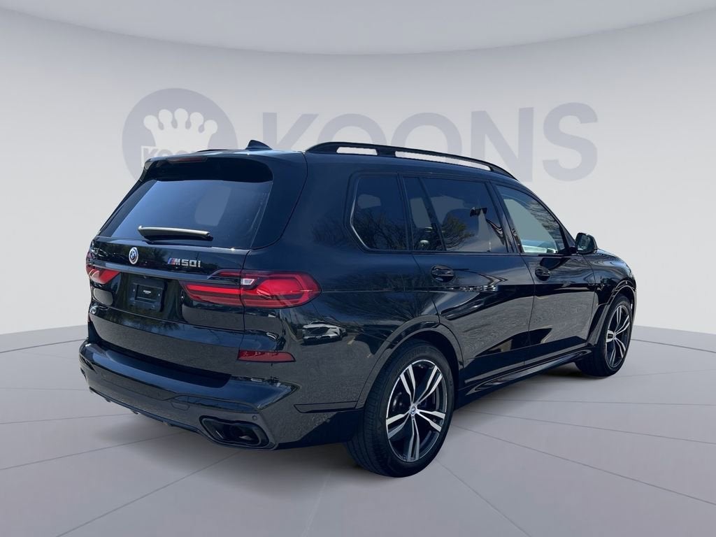 2022 BMW X7 M50i