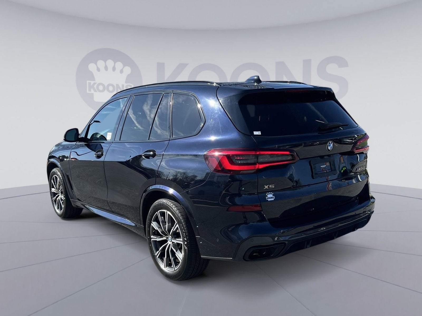 2022 BMW X5 M50i