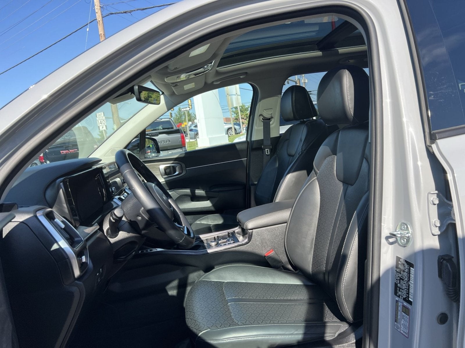 2023 Kia Sorento X-Line EX