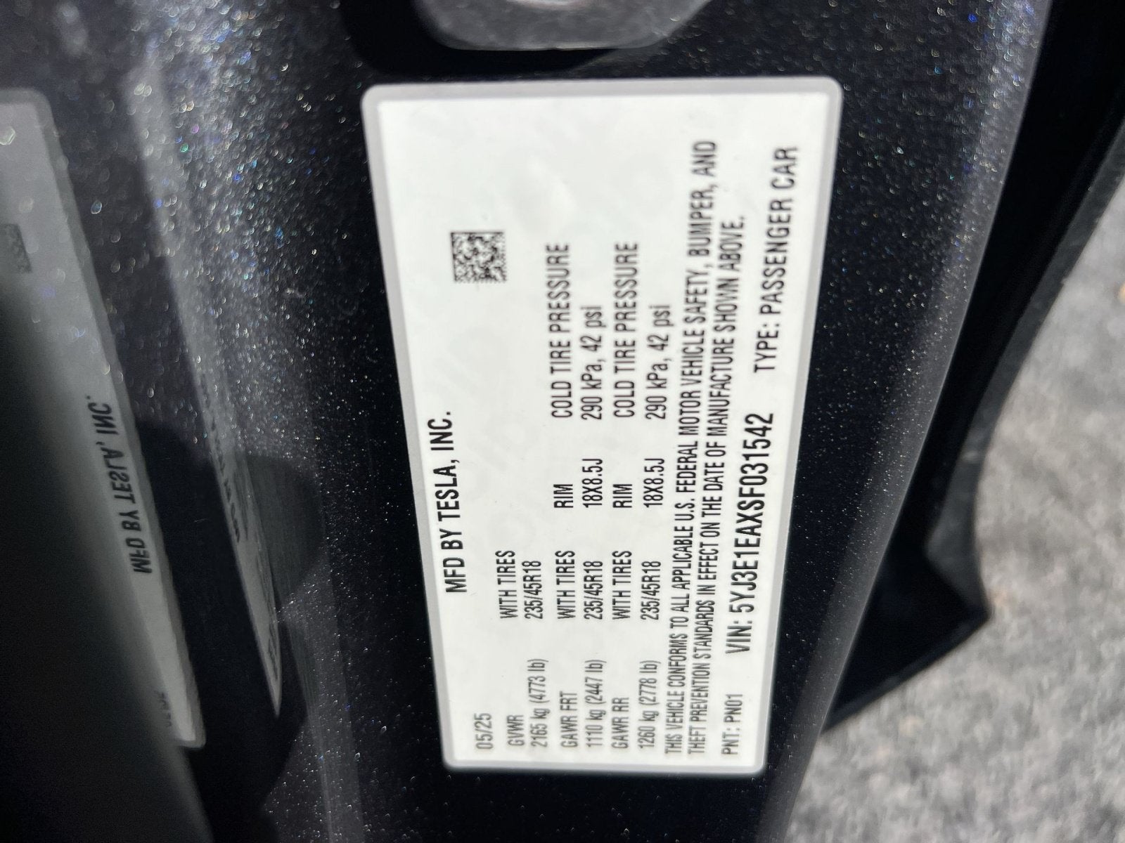 2025 Tesla Model 3 28